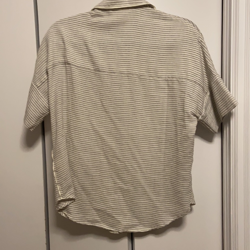 Button down blouse - Picture 2 of 2